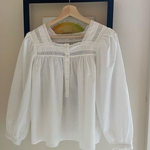 Beautiful Doen peasant blouse. White cotton with lace details. Very EUC.